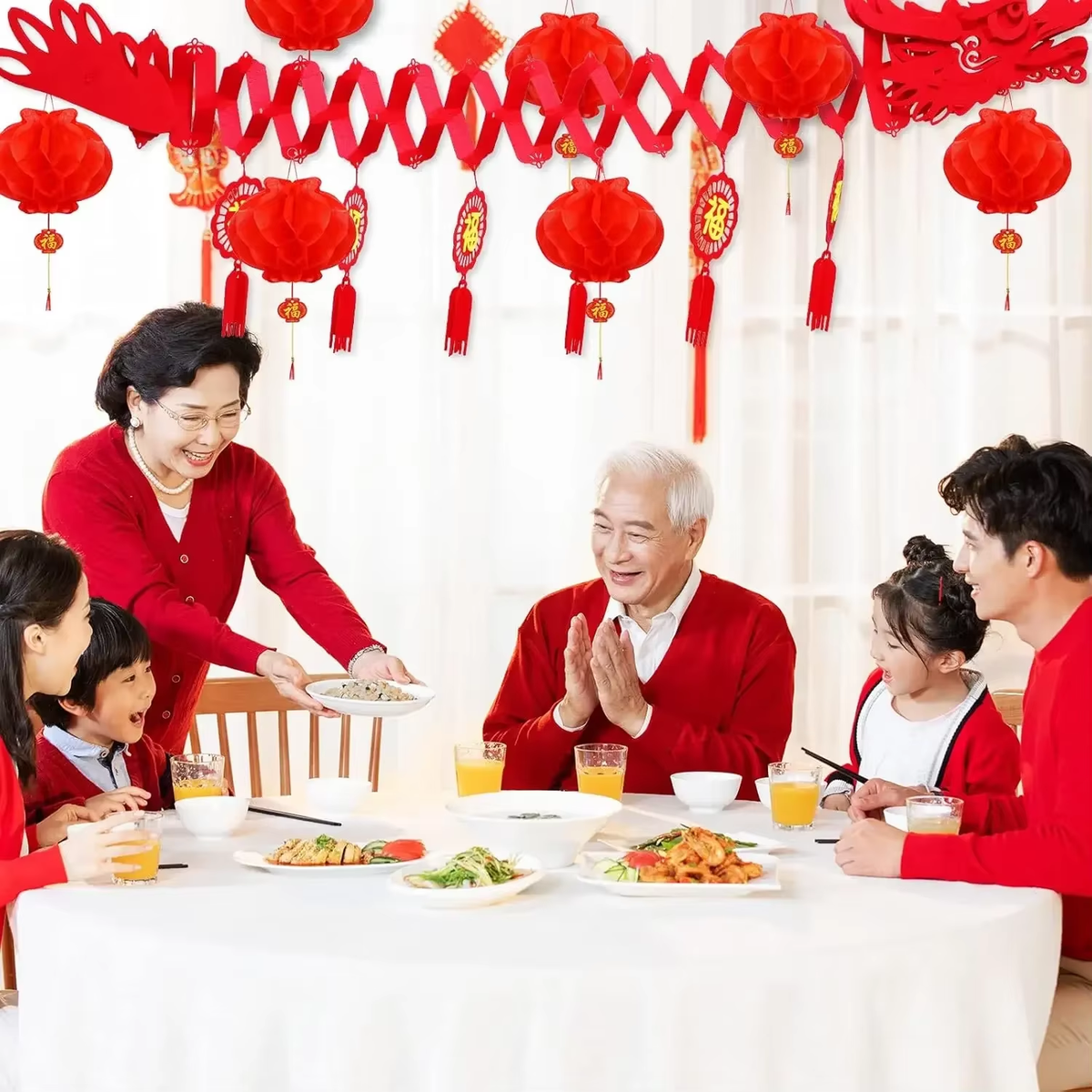 Chinese New Year Dragon Decorations Spring Festival with Paper Lanterns Decoration for Lunar Lantern Party Restaurant Supplies